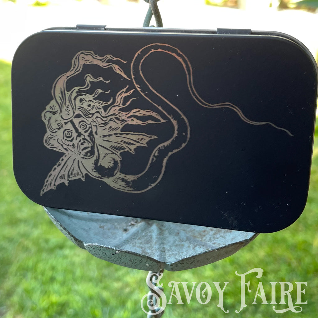 Engraved metal box - Spooky