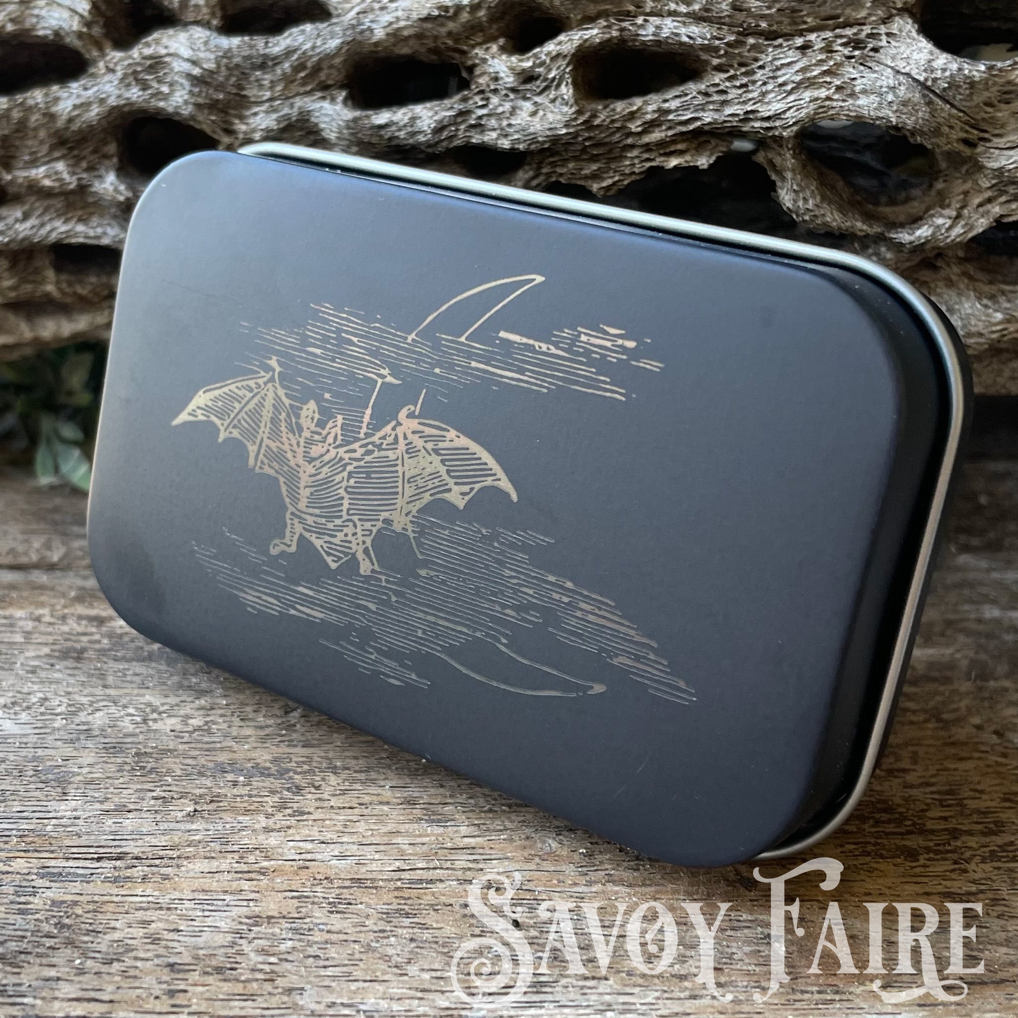 Engraved metal box - Spooky